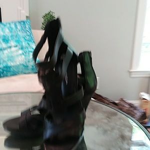 hot via spiga black leather cage heals.